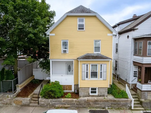 118 Parker St, New Bedford, MA 02740