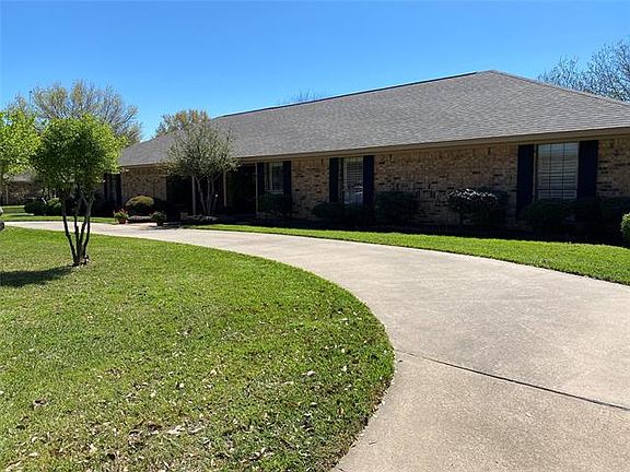 2nd image of 1009 Overlook Dr