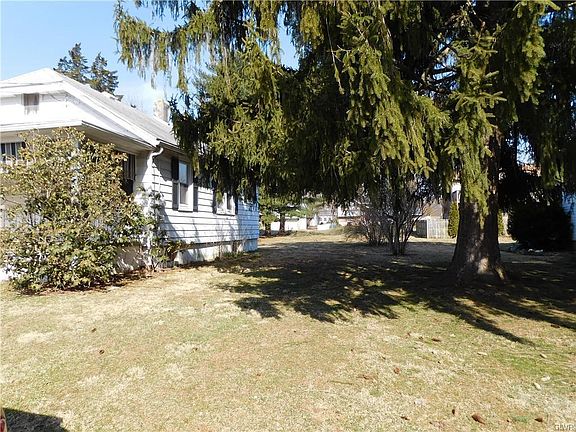 4th image of 4217 Bayard St