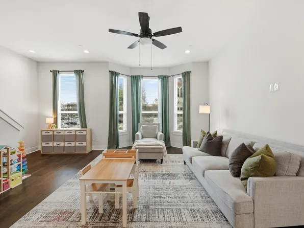 111 W Walters St, Lewisville, TX 75057