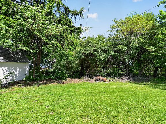4th image of 8434 E 36th Pl