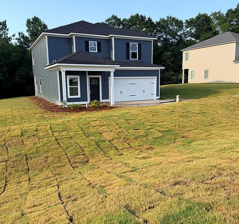 2nd image of 28 Peacock Dr
