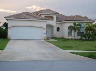 2814 Augusta Dr, Homestead, FL 33035
