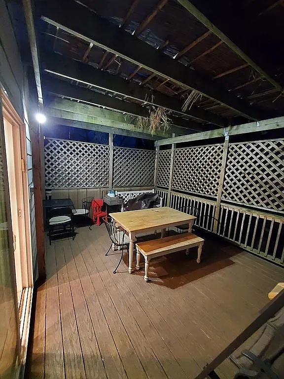 770 Melbourne St photo 1