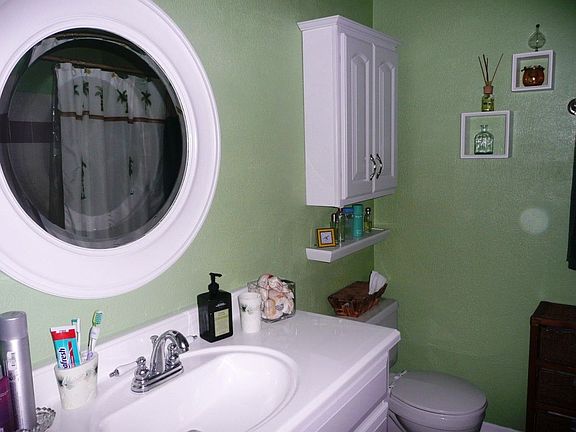 3rd image of 1850 Charlesmont Dr APT 136
