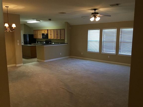 3rd image of 1514 Darfield Ct