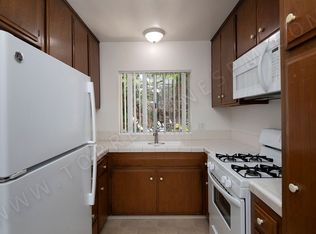 959 Chalcedony St APT 6, San Diego, CA 92109