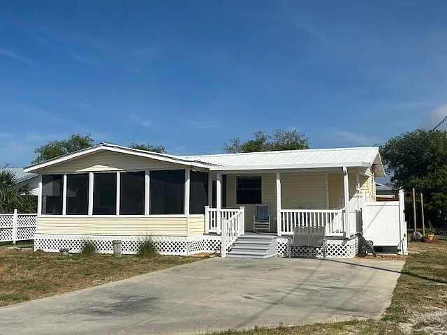 135 Gulf St