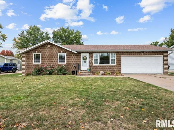 2604 W 43rd St, Davenport, IA 52806