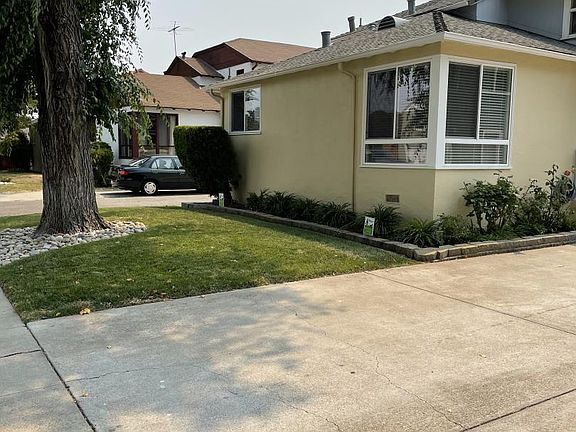 2nd image of 1114 Carlisle Dr