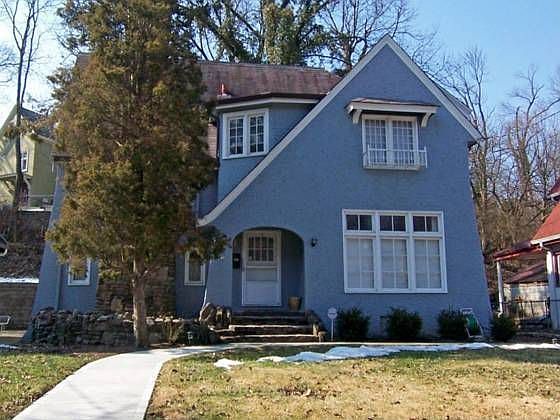 1st image of 703 E Mitchell Ave