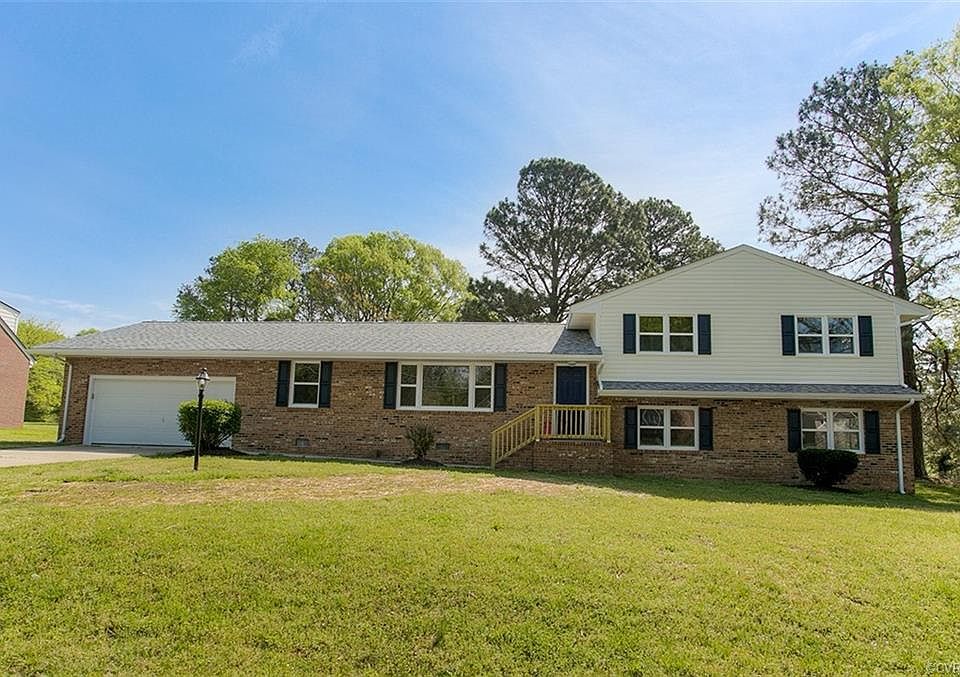 1st image of 19105 Andrews Dr