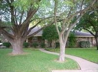 320 Bennett Cir, Desoto, TX 75115