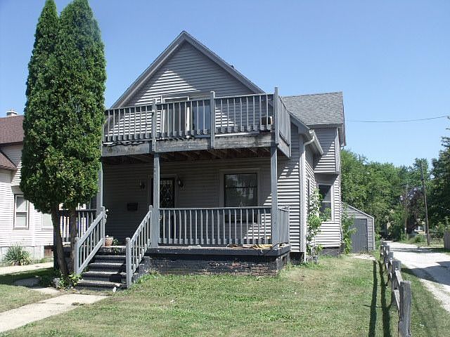 2nd image of 4911 18th Ave