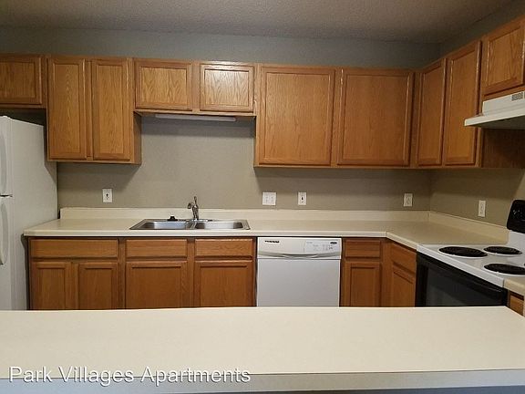 3rd image of 2250 N Cedar Ave APT 103