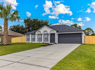 491 Fountain St SW, Palm Bay, FL 32908