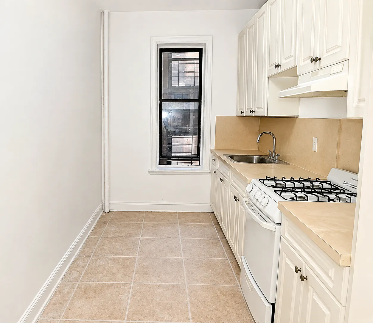 1510 Ocean Parkway — Photo 1