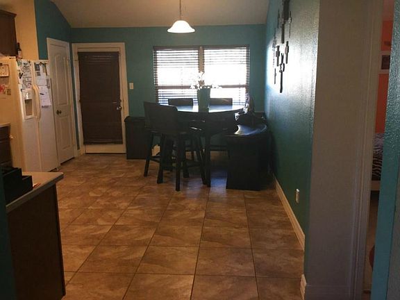 5th image of 4020 Lone Star Ln