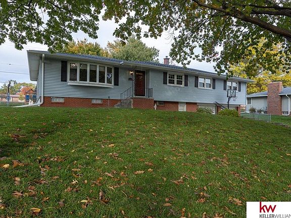 4th image of 3432 S 117th St