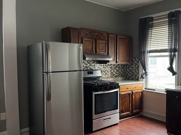 134 43rd Street image 3 of 19