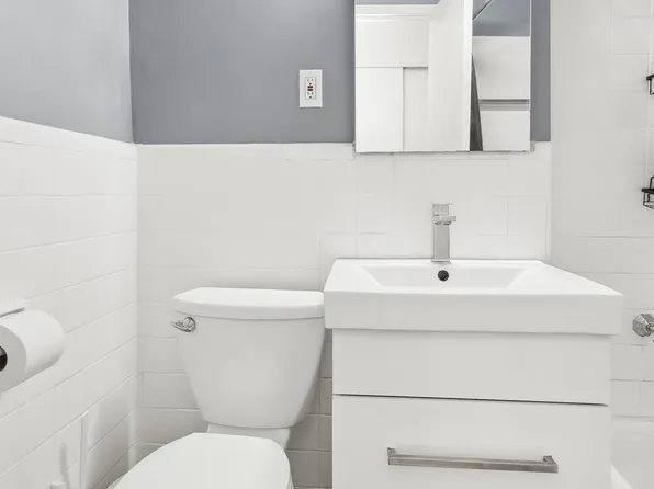 110 East 36th Street 2A image 5 of 5