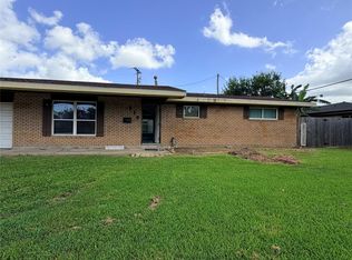 910 San Jacinto Ave, Texas City, TX 77590