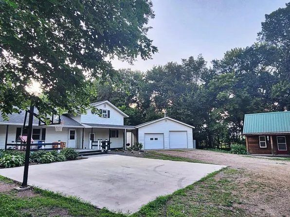 64302 400th St, Franklin, MN 55333