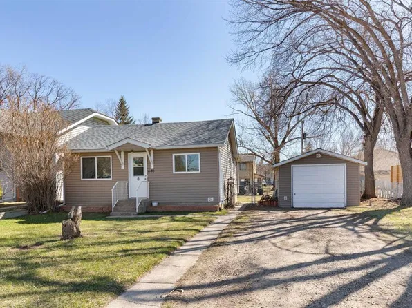 640 W Centre St, Brooks, AB T1R 0M7
