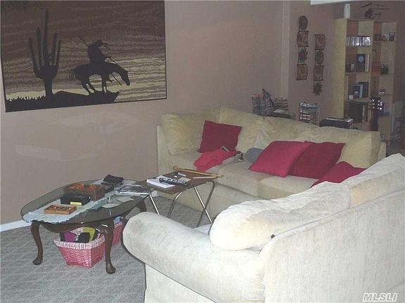 5th image of 124 Smith St APT 1J