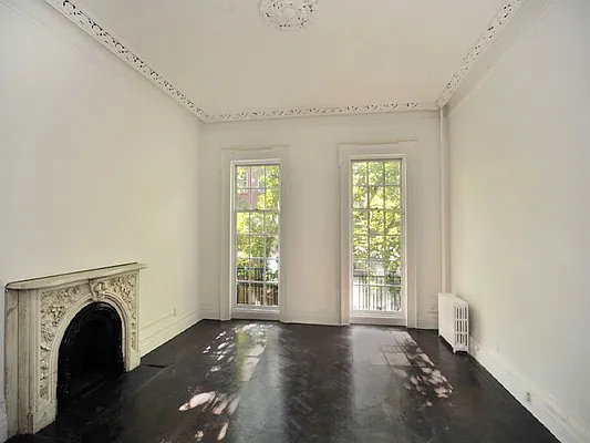 Sold by Sotheby's International Realty | media 19