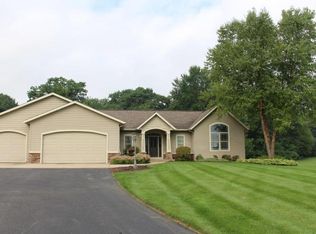 5852 Preservation Dr, Hamilton, MI 49419
