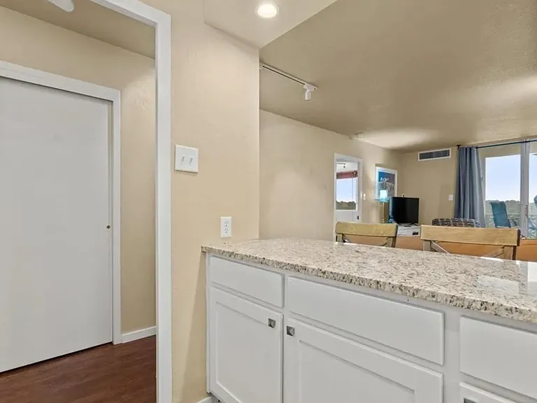 740 Weston Rd #606 — Photo 6