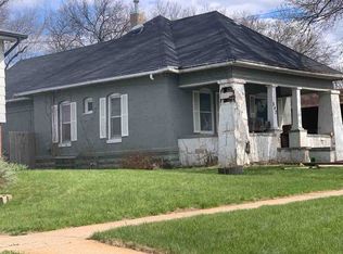 842 Williams Ave, Hastings, NE 68901