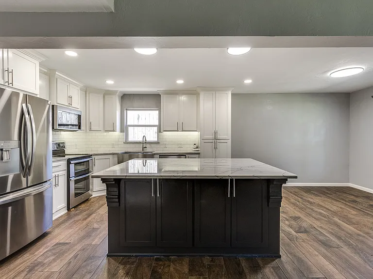 1809 Norwich Pl — Photo 8