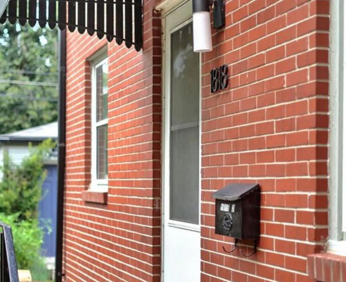 3 bed, 1.5 bath, 1500 sqft, $1,950 — Photo 3