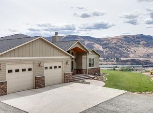 6696 Batterman Rd, East Wenatchee, WA 98802