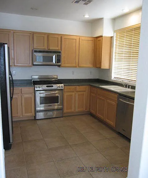6235 Shamrock Lake Ave — Photo 9