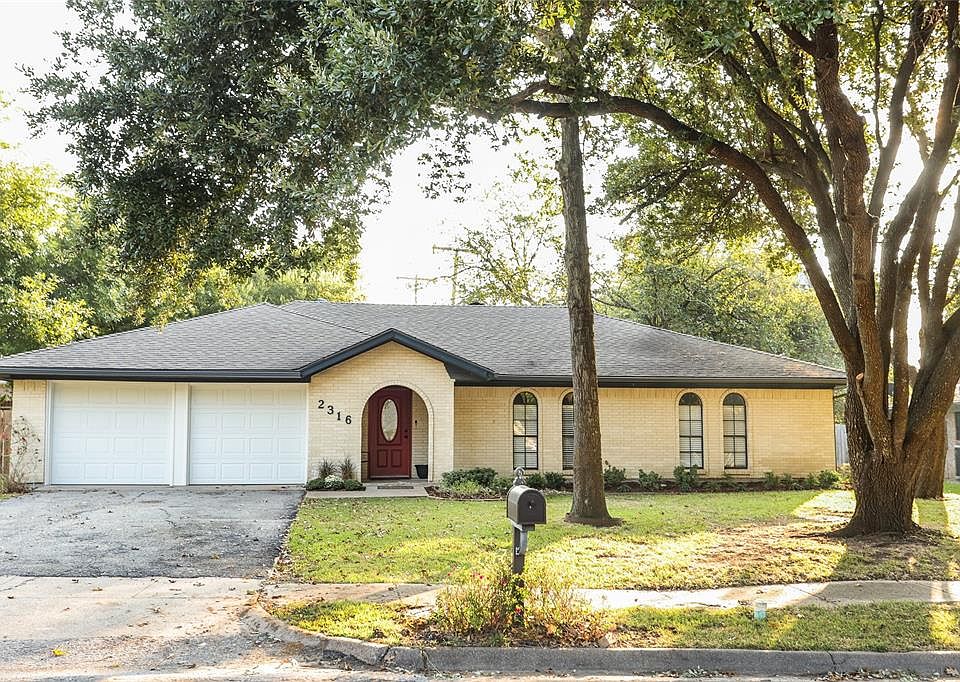 1st image of 2316 Louise Ln