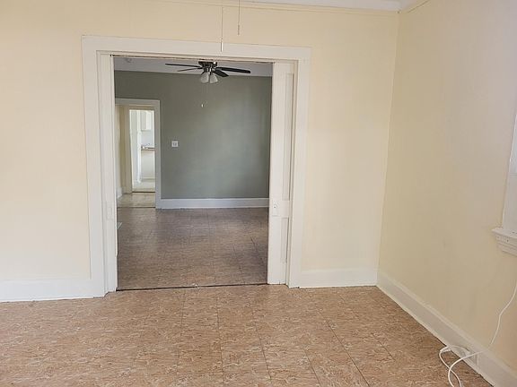 3rd image of 2914 Orleans Ave