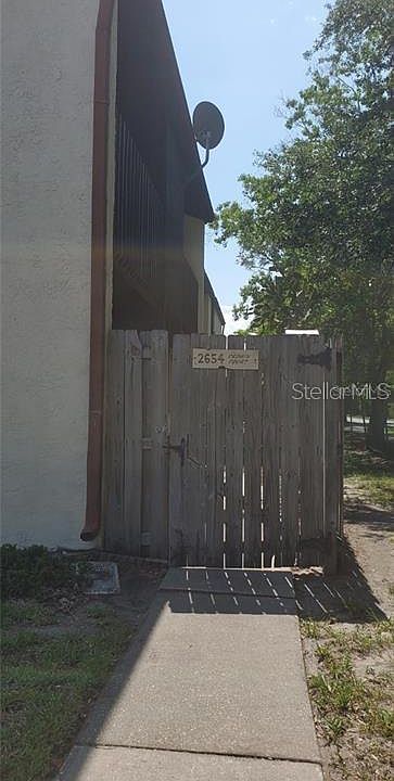 1st image of 2654 Crown Ct #2654