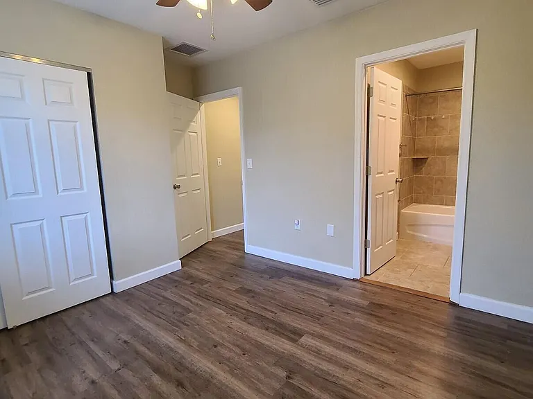 1952 Flamingo Pl — Photo 24