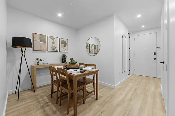 Dining area, photo 2