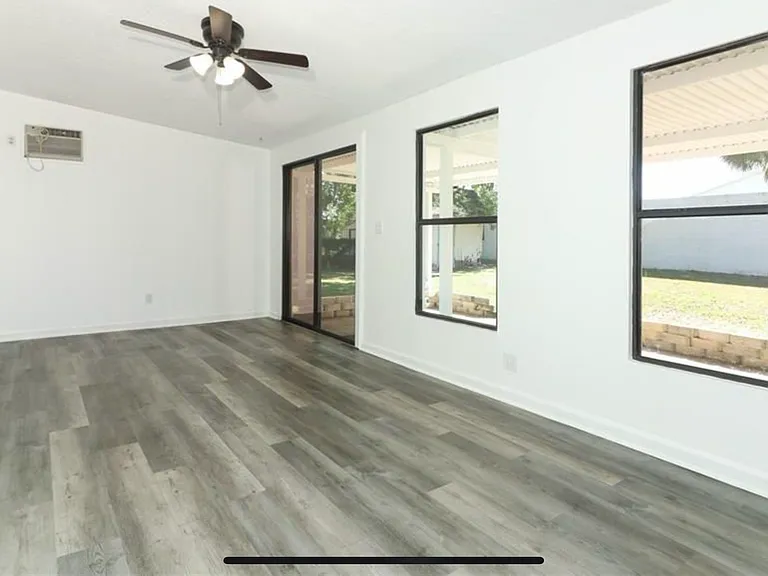 707 N Solandra Dr — Photo 20