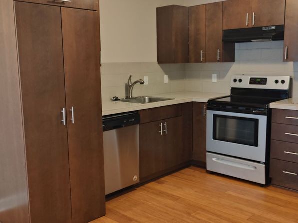 2314-2318 NE Multnomah St #9