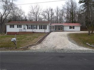 1201 Lancelot Dr, Pleasant Garden, NC 27313