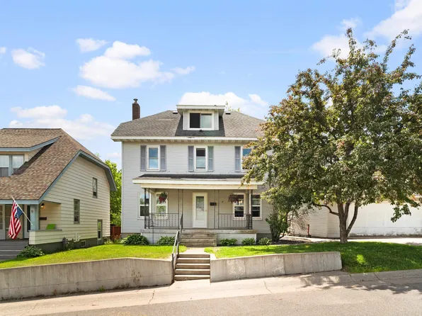 7 Marine Ct, Duluth, MN 55808