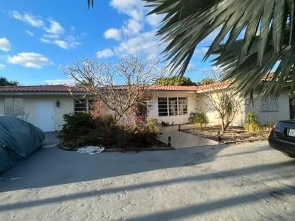 2671 NE 23rd Street, Pompano Beach, FL 33062