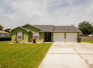 114 Ash Ct, Kingsland, GA 31548