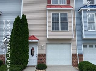1043 Betsy Ross Ct, Harrisonburg, VA 22802
