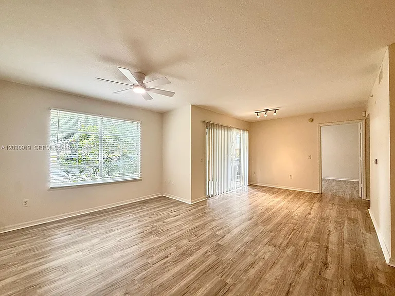 4241 San Marino Blvd #103 — Photo 3